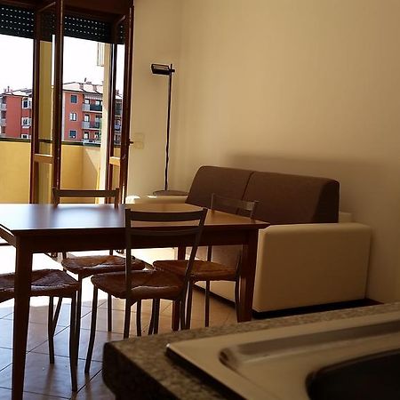 Bilocale Via Imola 4 Apartment Verona Exterior photo
